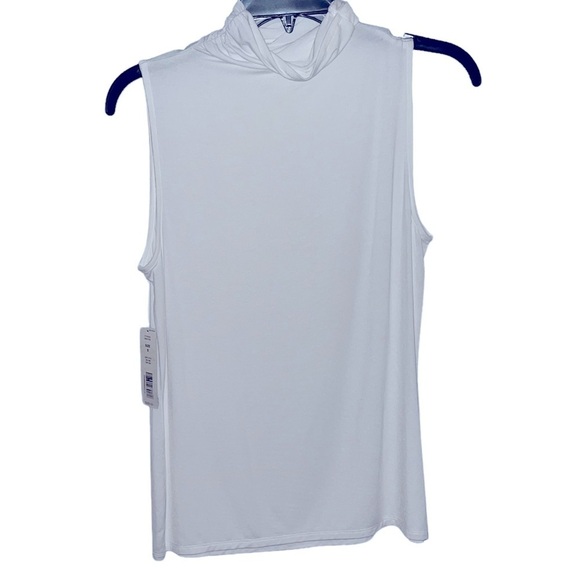 ❤️NWT Investments Essential White Top Size Small - Picture 1 of 8